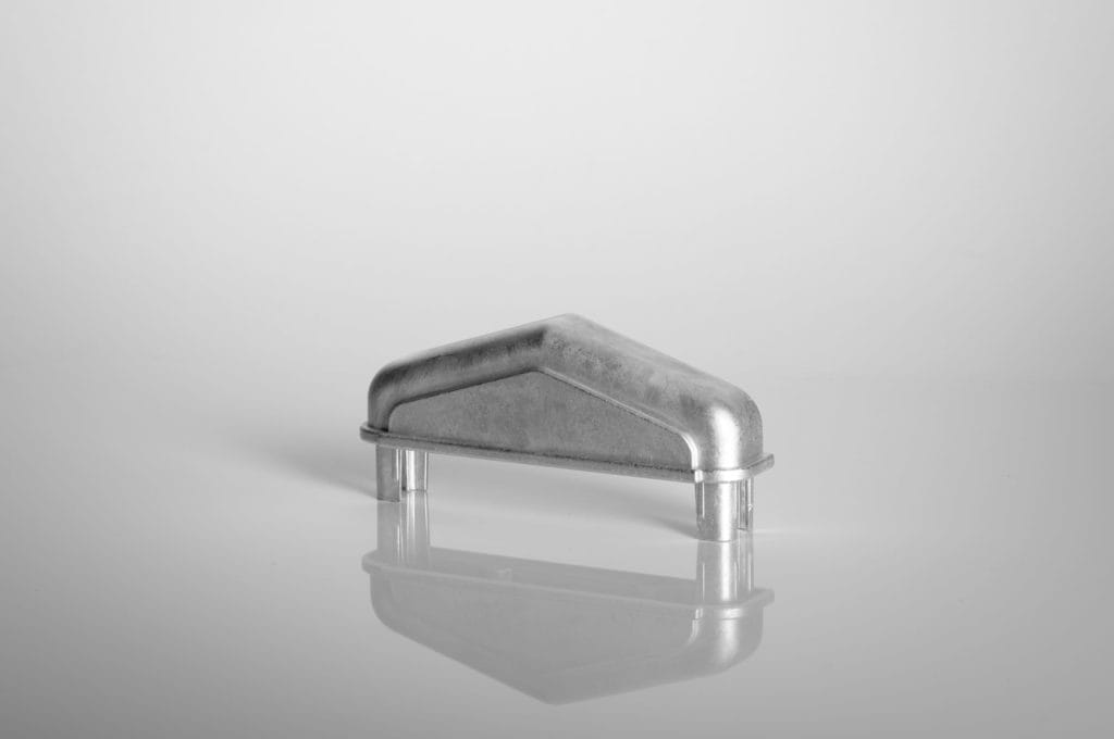 Fence cap - Designation: K98E
Material: casted zinc (GdZnAl4Cu1)
Info: Cap, square
