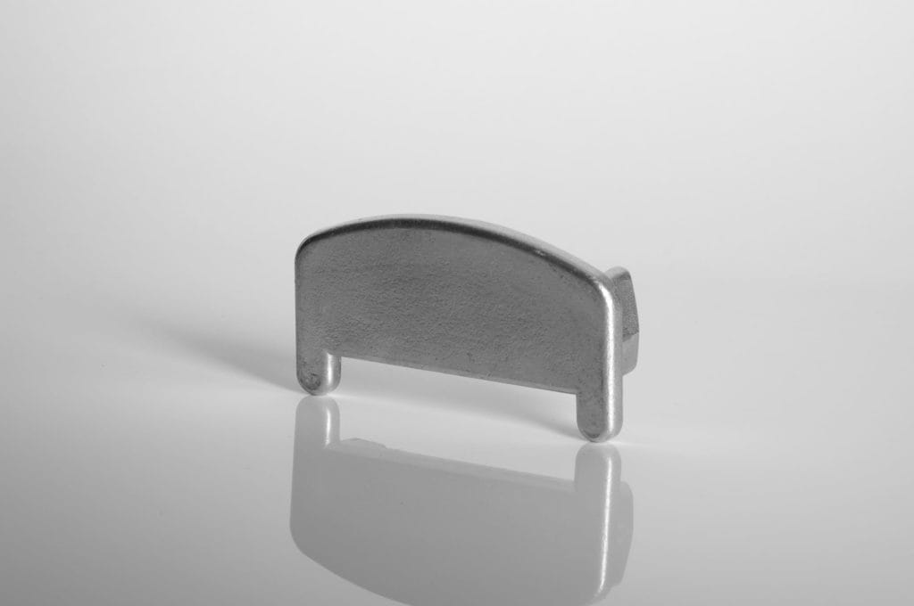 Крышка - обозначение: P1651
материал: алюминиевая отливка
информация: для вставки
