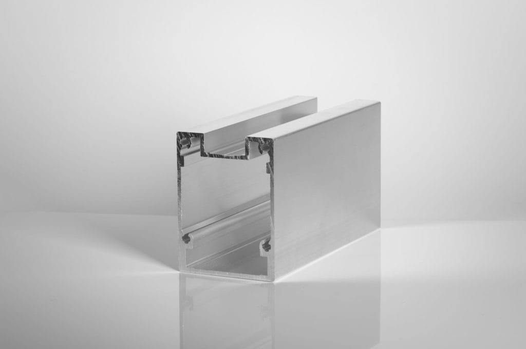 Door frame profile - Designation: P84
Dimension: 80 x 60 mm
Length: 6000 mm, 8000 mm
Alloy: EN AW-6060 T66 (AlMgSi)
