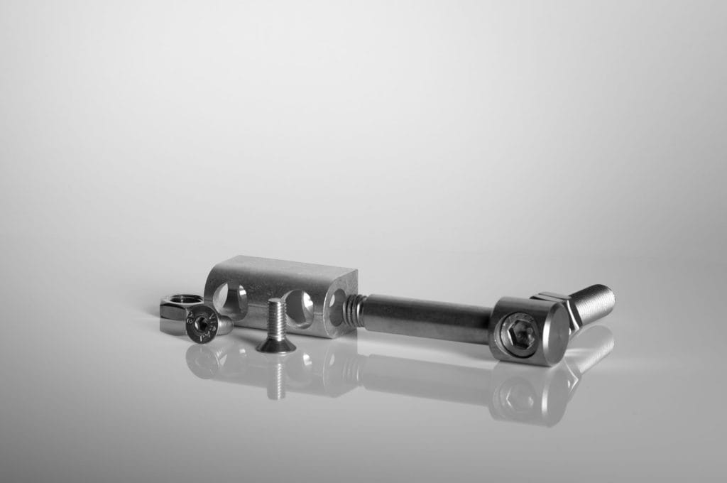 Bolt - Designation: S055
Material: stainless steel – aluminium
Info: Thread M14 with profile P05
