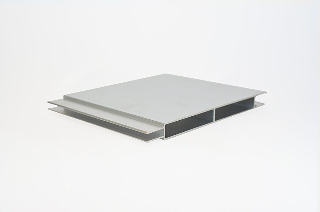 Listwa ogrodzeniowa - Oznaczenie: PRIVACY 01
Wymiar: 181 x 16 mm
Długość: 6000 mm
Stop aluminium: EN AW-6060 T6 (AlMgSi)
